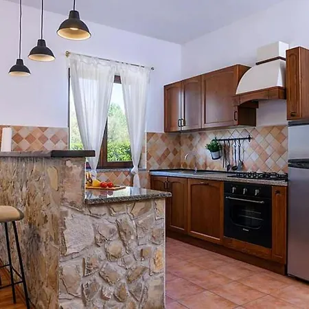 Holiday home Komfortable, Ruhige Erdgeschoss Puntera